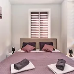 Apartamento With A Parking Space Mali Losinj, Losinj - 19618 *