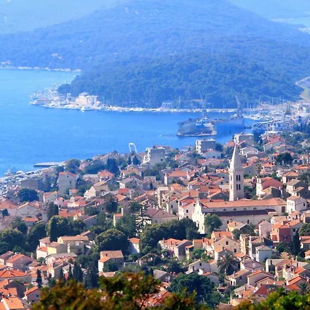 Apartament With A Parking Space Mali Losinj, Losinj - 19618 Mali Lošinj