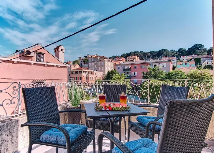 With A Parking Space Mali Losinj, Losinj - 19618 Apartament