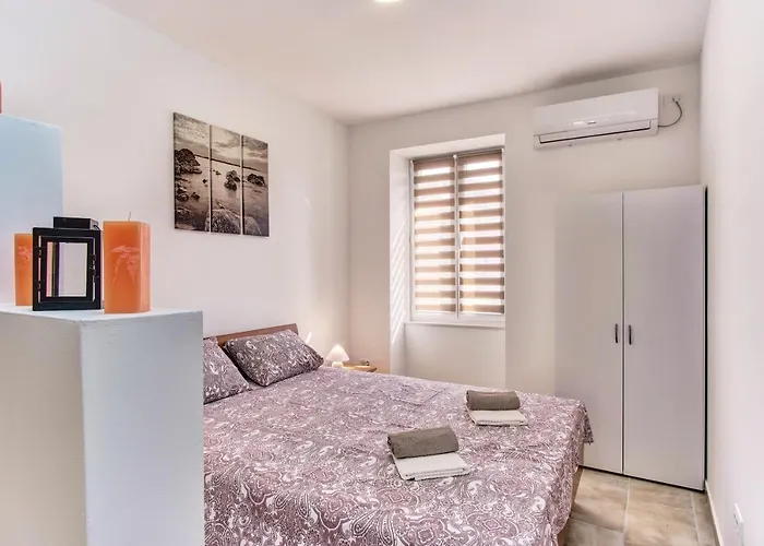 Apartament With A Parking Space Mali Losinj, Losinj - 19618 *